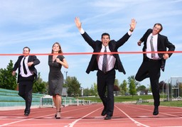 Prawnik w pogoni za zarobkiem, czyli jak kancelarie walczą o klientów