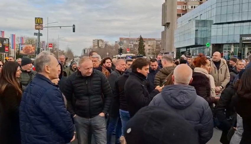 Dragan Đilas na protestu u Novom Sadu