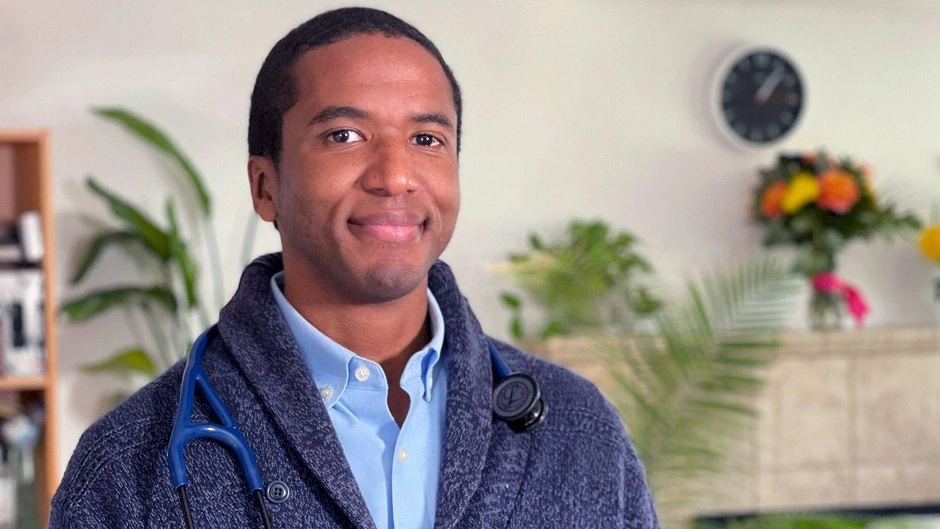 Lekar Doni Mur | Foto: BBC