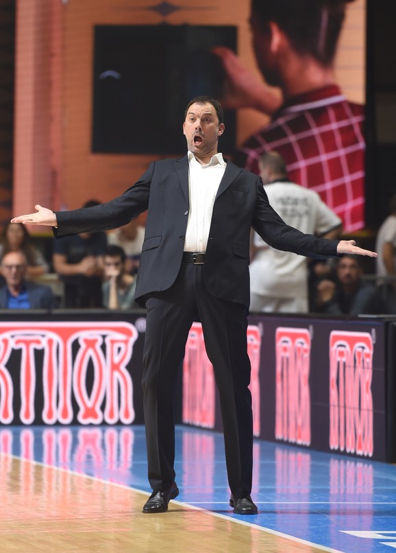Nenad Čanak na duelu sa Olimpijom