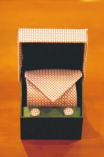 Nie zdradził dla kogo wybrał ten prezent za 100 zł