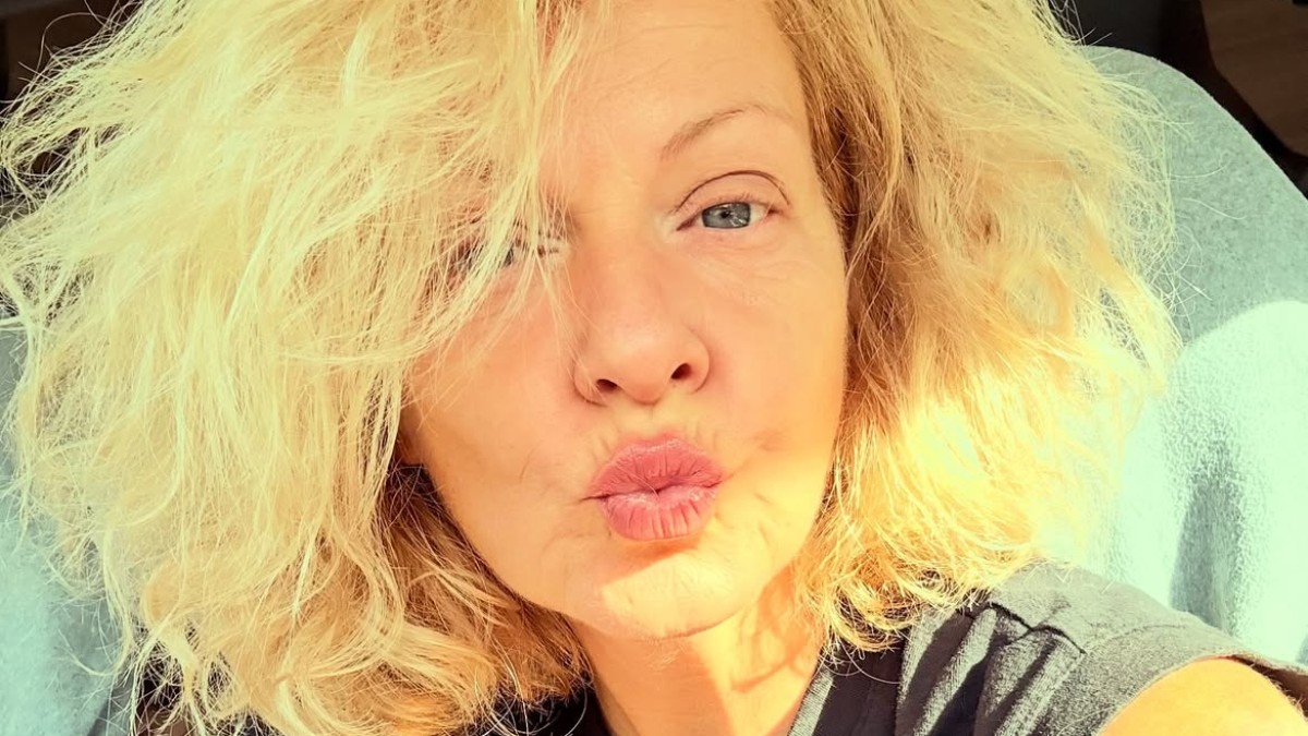 Imagine Stire Dana Nălbaru a împlinit 50 de ani. Ce cadou i-au făcut copiii în curtea casei de la țară: „Unii își doresc vacanțe în Dubai, eu mi-am dorit doar atât” | 2review.ro