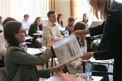 Matura 2025. Zdjęcia arkuszy trafiły do sieci. Dyrektor CKE: Badam sprawę