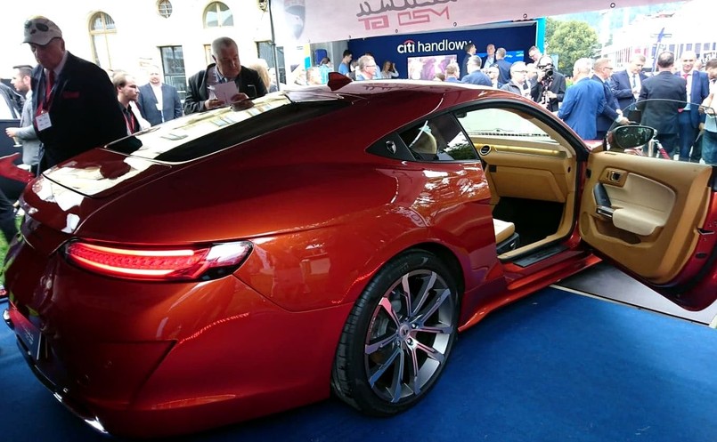 Pod względem technicznym M20 GT bazuje na podzespołach Mustanga GT (model z 2016 roku). Również silnik 5.0 V8 o mocy 420 KM i skrzynia biegów pochodzą od sportowego Forda