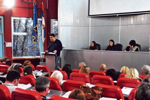 Zasedanje trajalo više od 20 sati: Održana sednica Skupštine grada Niša, odlučivalo se o 38 tačaka dnevnog reda