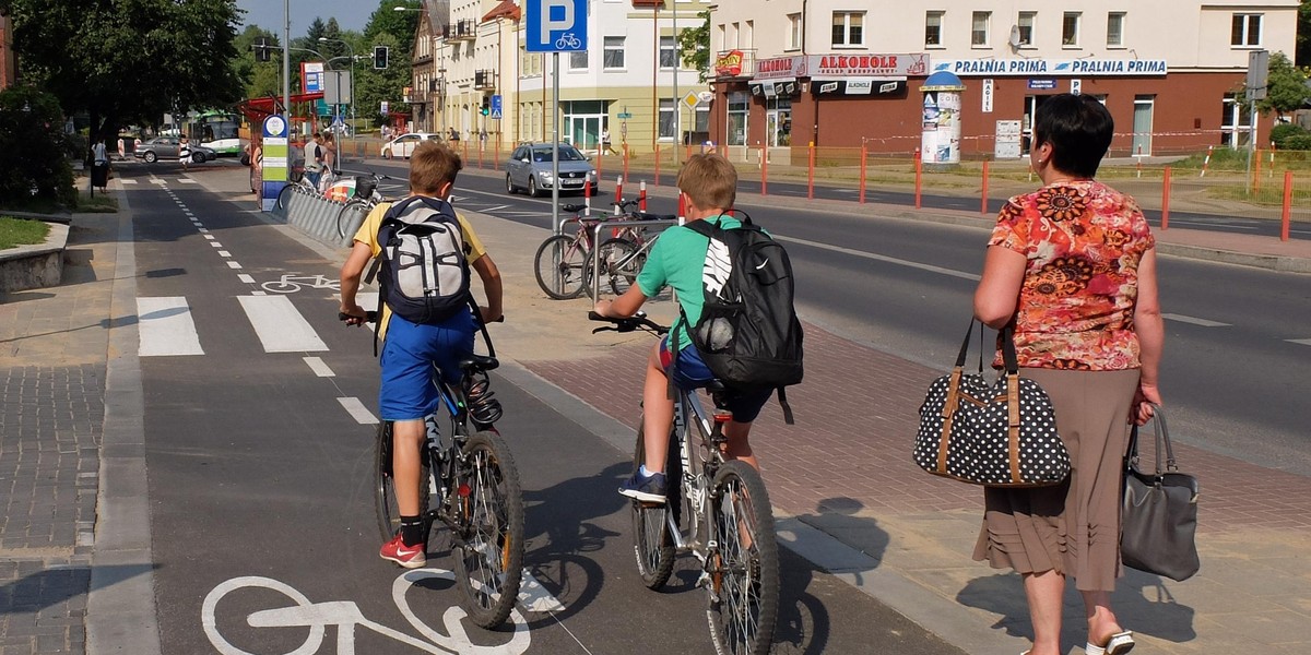 Pewna ścieżka rowerowa w Kleosinie przeszkadzała wiernym i proboszczowi 