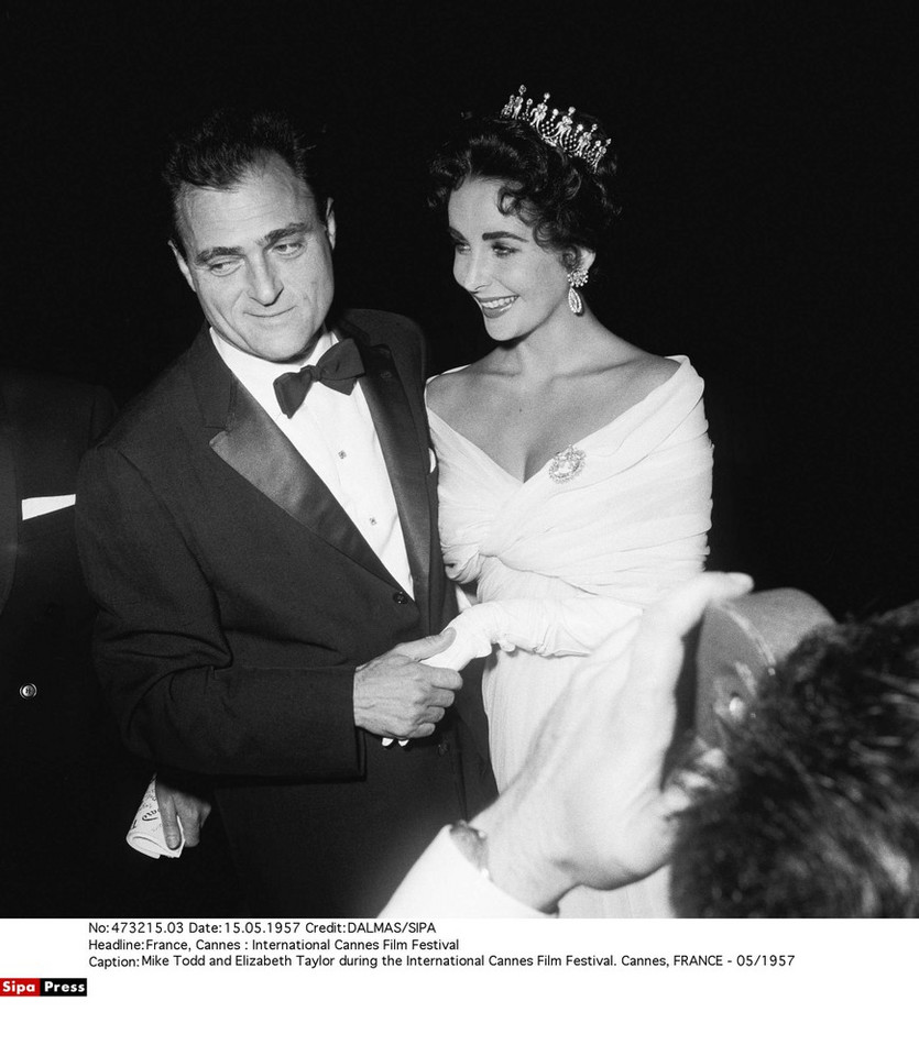 Elizabeth Taylor i Mike Todd na Festiwalu Filmowym w Cannes w 1957 r.