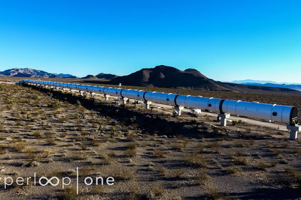 Hyperloop One pokazał zdjęcia prototypu superszybkiej kolei. Ma podróżować z prędkością bliską dźwiękowi