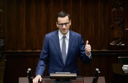 Spięcie Morawieckiego z Hołownią. "Do roboty", "miód na moje serce"