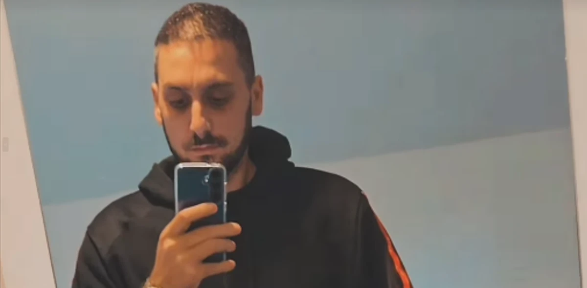 "Danas je devojkama veći prioritet da ugrade silikone nego da postanu majke!" Zola udario na žene