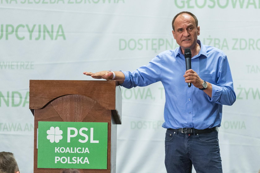PSL, z którego list startowali politycy Kukiz'15, otrzymało w wyborach do Sejmu 8,55 proc. głosów. Przełoży się to na 30 mandatów. Pięć z nich otrzymali kandydaci Kukiz'15