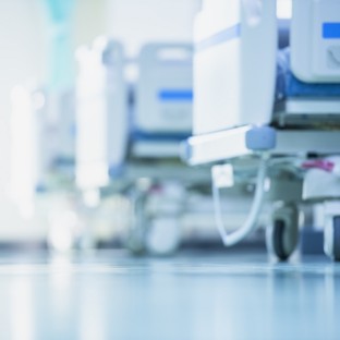Újabb látogatási tilalom lépett életbe a Debreceni Egyetem Klinikai Központjában