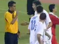 Zobacz najgłupszego sędziego na świecie