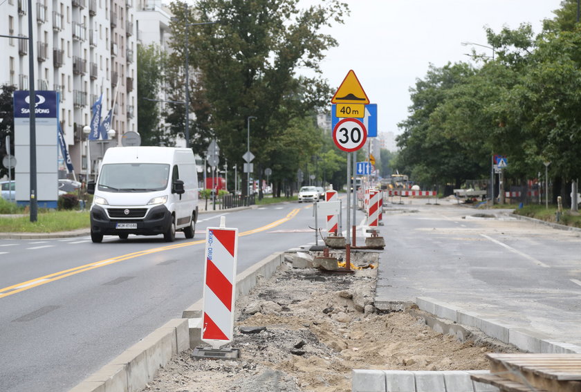 Przebudowa ulicy Sokratesa podzieliła mieszkańców