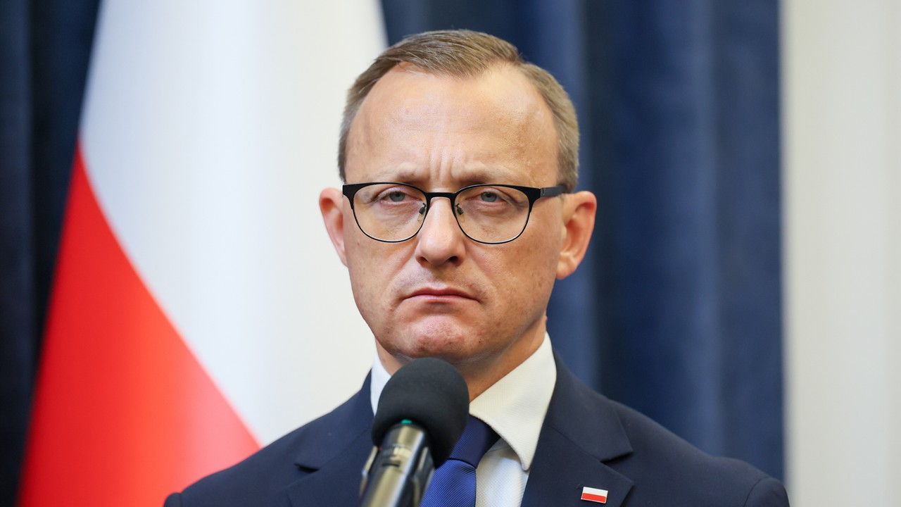 "Bezczelnie manipuluje i obraża prezydenta". Ostra reakcja Pałacu na słowa o Karolu Nawrockim