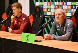 Liga Konferencji. Lech potrzebuje dwóch goli, a Raków jednego, by odrobić straty