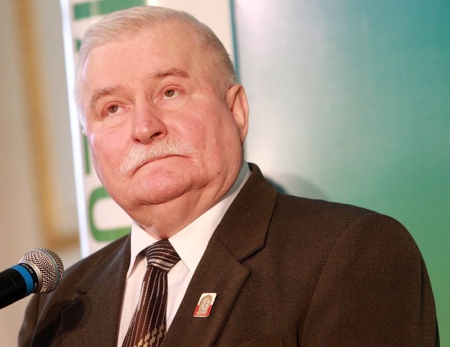 Lecha Wałęsę wybrano jako 'żyjącego bohatera narodowego'