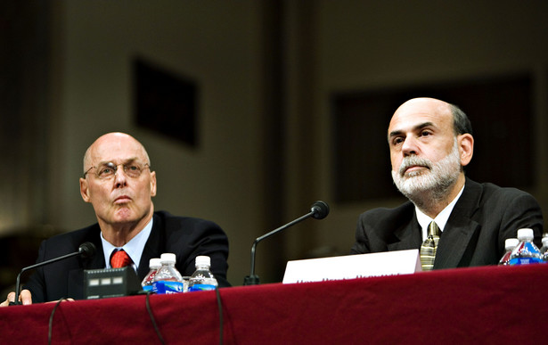 Min. Poulson i prezes Fed Bernake podczas przesłuchań w Kongresie USA.