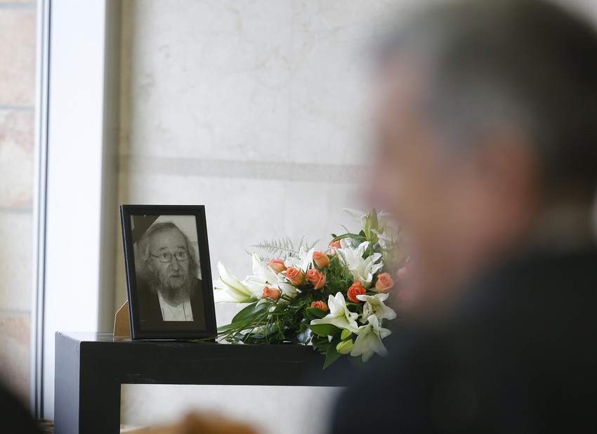 Komemoracija Raši Popovu u holu RTS