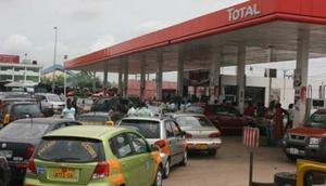 Motorists express worry as long fuel queues resurface in FCT