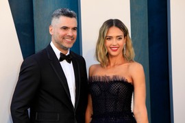 Džesika Alba POTVRDILA da se RAZVODI posle 16 godina braka i glasina da je PREVARILA MUŽA: "Vreme je da krenemo dalje kao pojedinci"