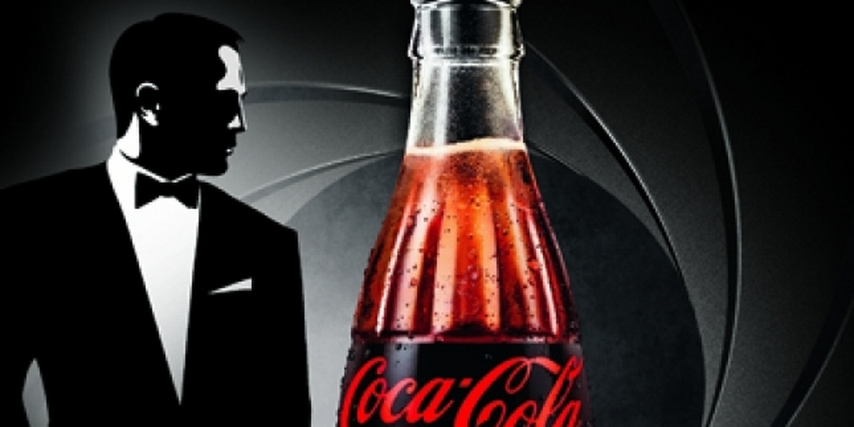 James Bond reklamuje Coca Colę