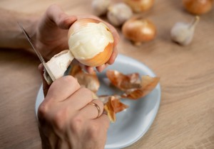 Ljuska crnog luka sadrži i do deset puta više antioksidanata nego sama glavica
