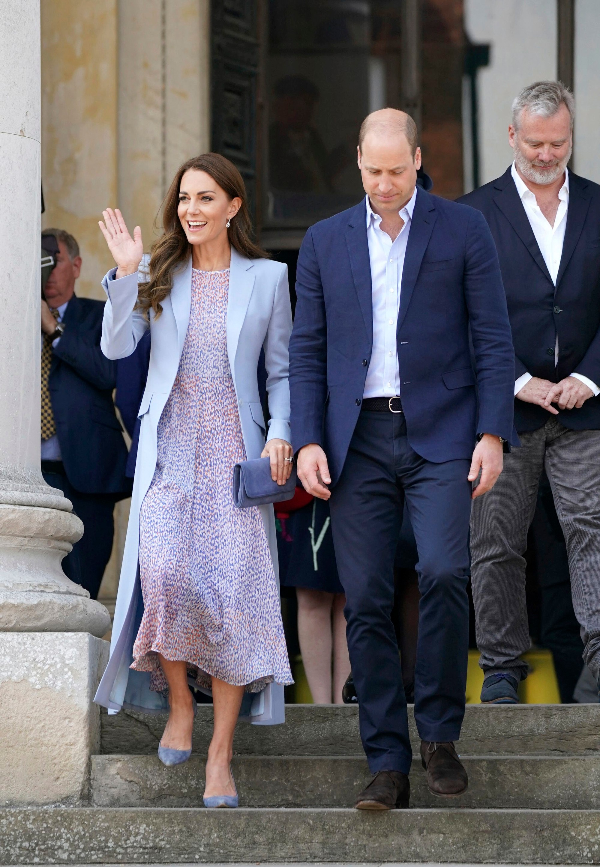 Princ William a vojvodkyňa Kate sa prišli pozrieť na svoj prvý maľovaný portrét.