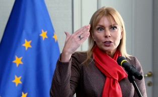 Bieńkowska: atmosfera wokół Polski może mieć negatywny wpływ na rozmowy o budżecie UE
