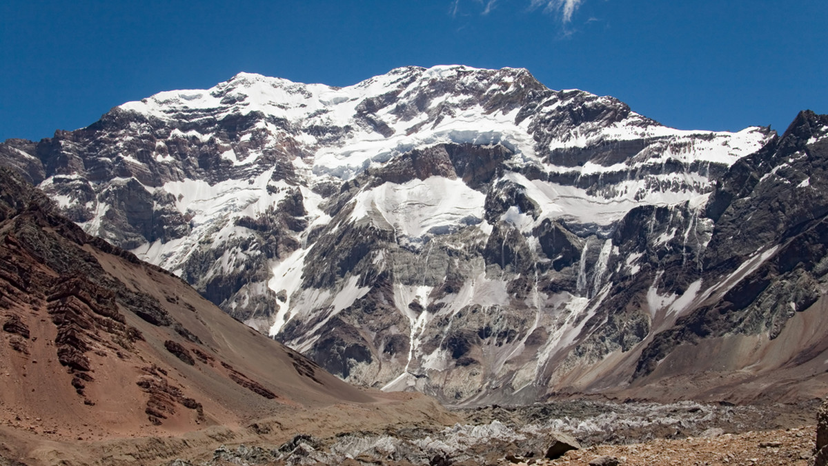 Należący do "Korony Ziemi" szczyt Andów i Ameryki Południowej, Aconcagua (liczący 6962 m n.p.m.), zamierzają zdobyć dwaj niepełnosprawni uczestnicy wyprawy, która wyruszy z Krakowa 17 stycznia.