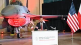 Polska modernizuje F-16. Szef MON podpisał miliardowy kontrakt
