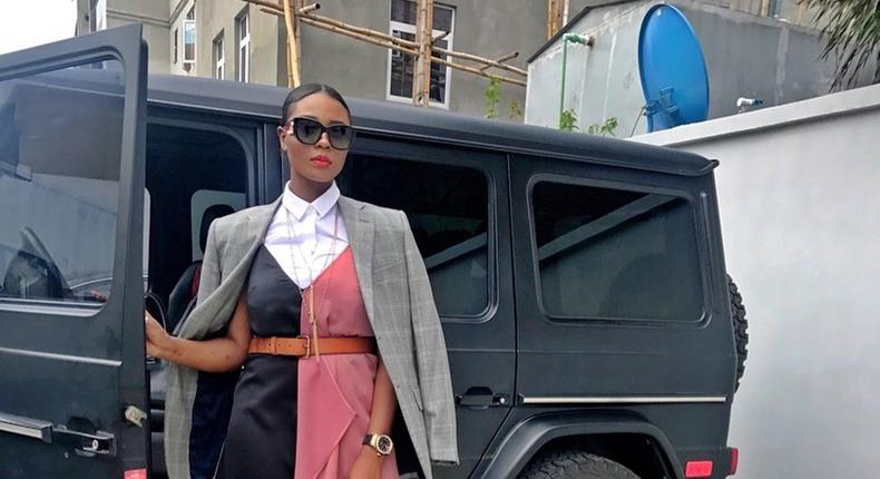 Layering style ius what you need to rock during harmattan [Instagram/ Lovefromjulez]