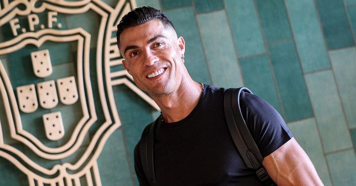 Cristiano Ronaldo sets a new YouTube record with 10 million subscribers