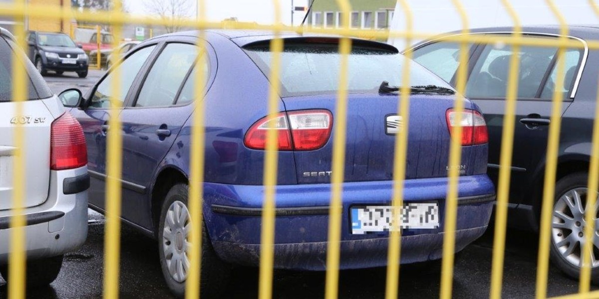 Policjanci ostrzelali samochód