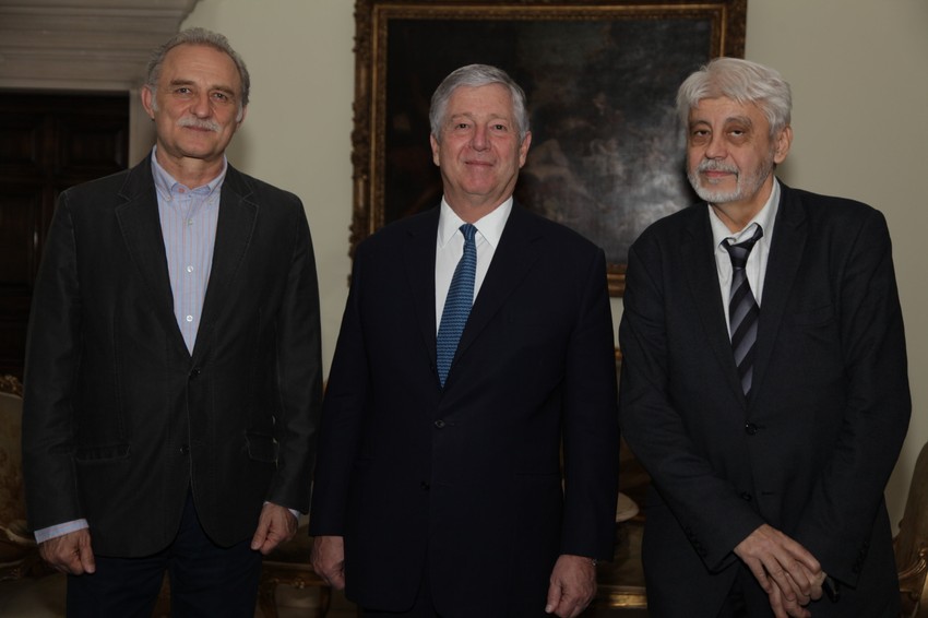 Lazar Ristovksi i Milovan Vitezović sa princom Aleksandrom Karađorđevićom (C)