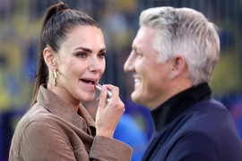 Ana Ivanović NIJE PRVA SRPKINJA oko čijeg muža je obletala TRUDNA VODITELJKA: Žena koju krive za RAZVOD sa Bastijanom OČIJUKALA sa još jednim SRPSKIM ZETOM