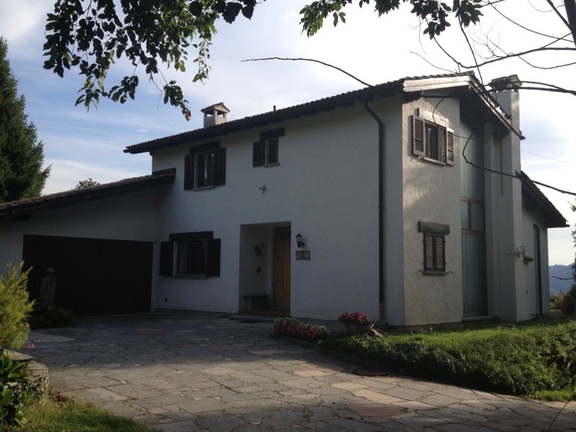 Vor Familie Wilmotte wohnte eine ältere Dame im Haus, die dort ihre Kinder grosszog und die Immobilie gerne an das Ehepaar weitergab, damit es dort seine Kinder grossziehen kann. 