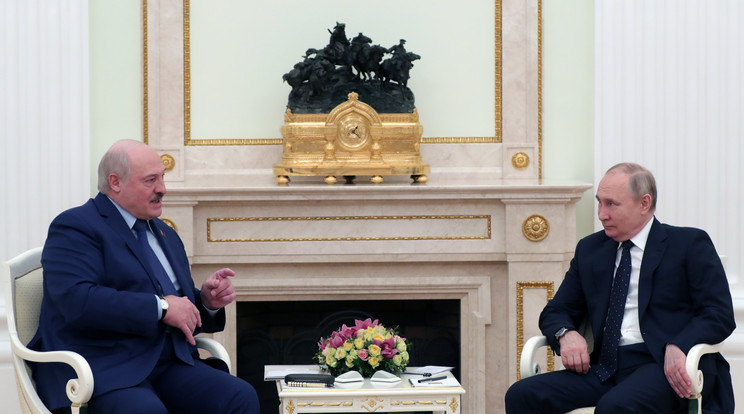  Lukasenka(b) holnap találkozik  Putyin (j)orosz elnökkel/Fotó: MTI/EPA/Szputnyik/Orosz elnöki sajtószolgálat