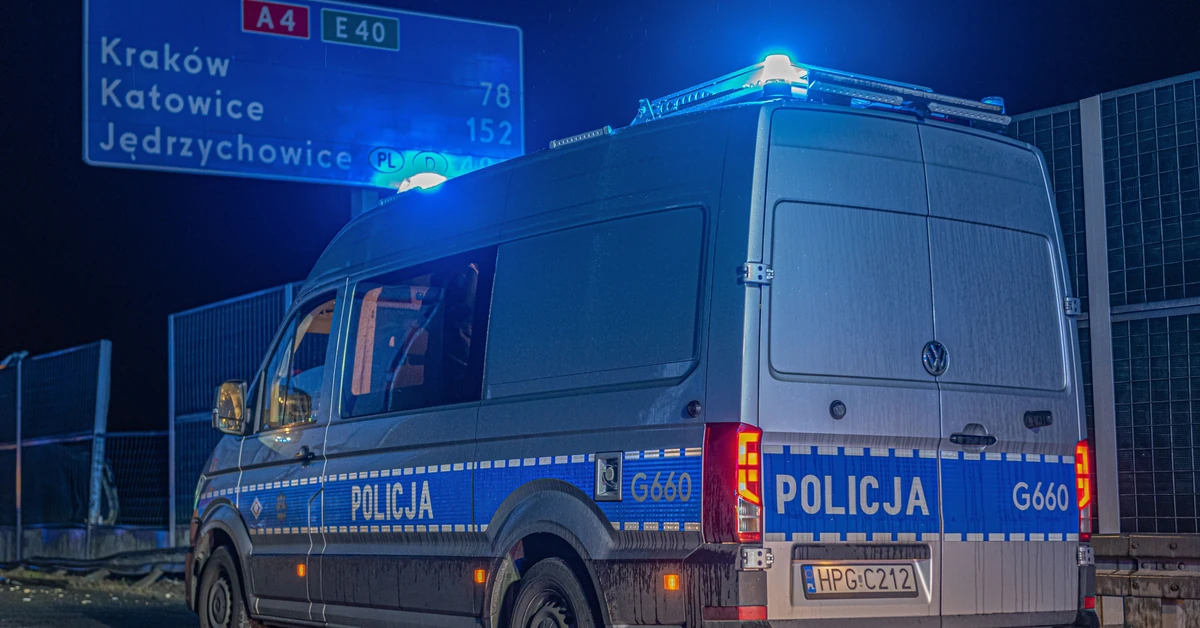 Tajemniczy obiekt w okolicach autostrady A4. Służby postawione na nogi