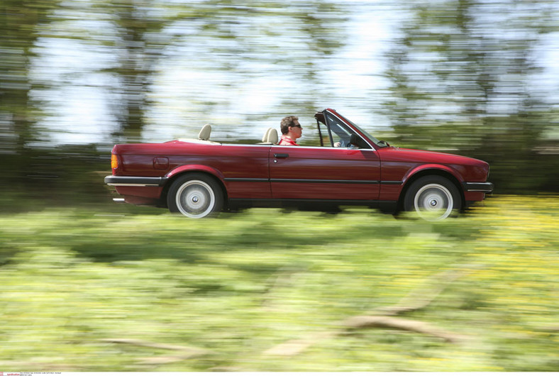 BMW E30 Cabrio - Czas na rekreację w klasycznym stylu