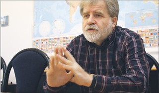 Demokracja każdemu gwarantuje prawo do strajku i zgromadzeń