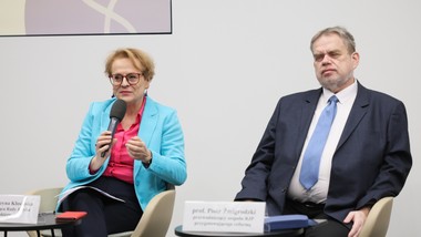 od stycznia wielkie zmiany w polskiej ortografii.  językoznawcy przeka