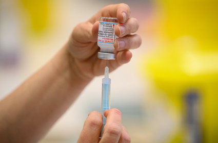 Moderna: dawka przypominająca szczepionki wywołuje reakcję na wariant Omikron