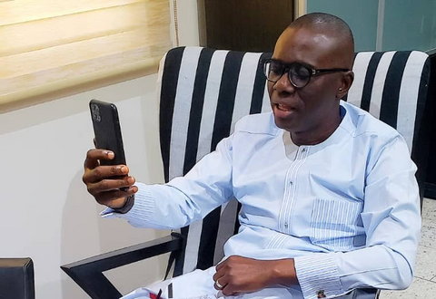 Lagos State Governor, Mr Babajide Sanwo-Olu, on video streaming while celebrating Easter with the medical workers at the Infectious Diseases Hospital (IDH), Yaba and the Onikan Isolation Centre, Lagos Island.