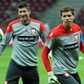 Robert Lewandowski i bramkarz Wojciech Szczęsny