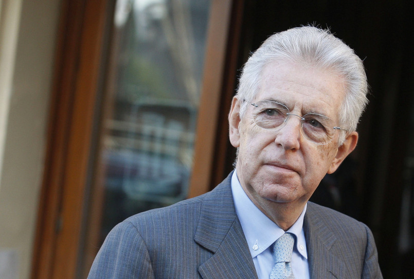"Potrzebujemy postępu w sprawie ponadnarodowej kontroli w Europie, na przykład centralnego nadzoru nad bankami" - stwierdził Monti.