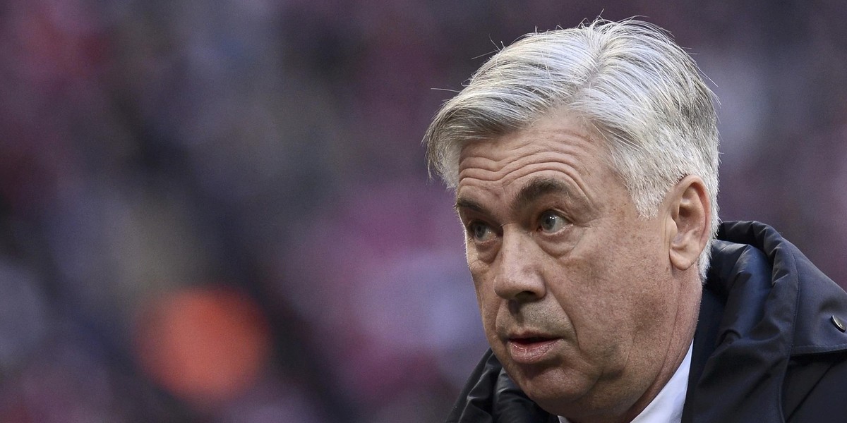 Carlo Ancelotti narzeka na kontuzje. Trener Lewandowskiego ma problemy