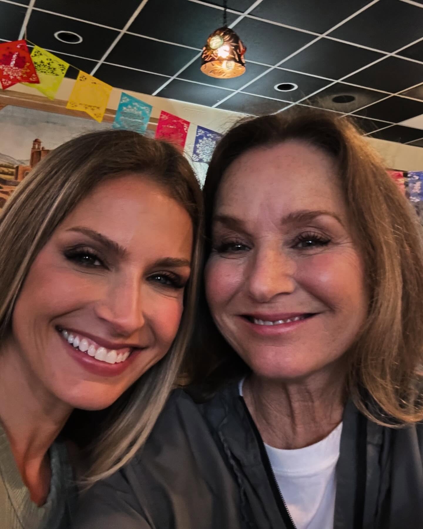 Peggy Lynn Marchetti (60) sa po sérii kozmetických zákrokov v mexickej Guadalajare delí so svojimi sledovateľmi na Instagrame o priebeh zotavovania.