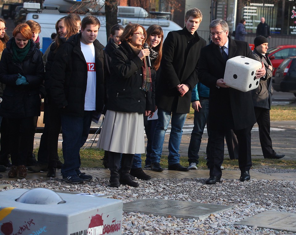 Prezydent zagrał w rocznicę 13 grudnia