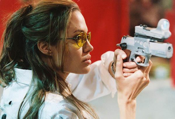 Naprawdę zabójcza Angelina Jolie